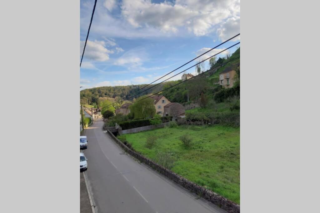 La Petite Maison Dans La Vallee Avallon Kültér fotó